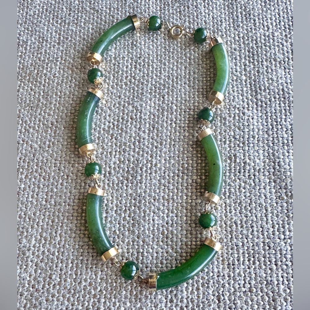 Vintage Chinese Green Jade and Gold Women's Necklace - 13”